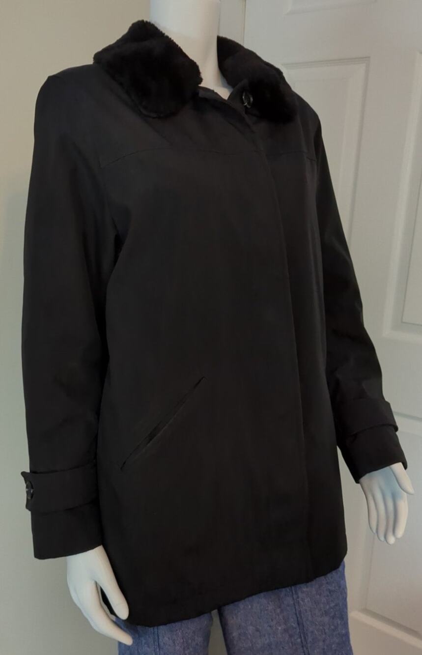 LARRY LEVINE SPORT Black Jacket with removable faux fur collar women's size M